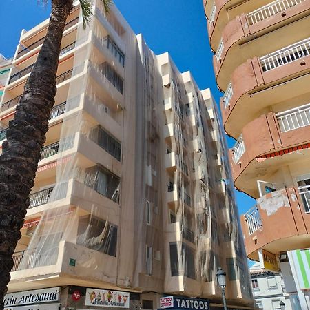 El Yate In Front Of The Sea By 10Tosea Apartment Fuengirola Exterior photo